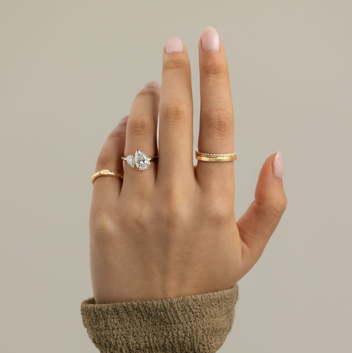 CUJ052